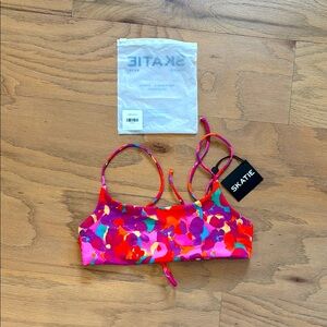 Skatie Maddie Top Açaí